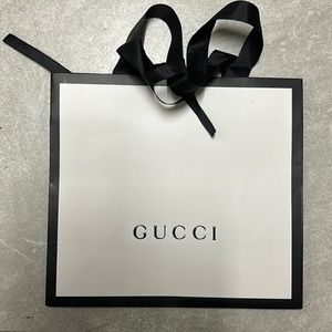 6 Gucci Shopping Bags Black & White (Small)